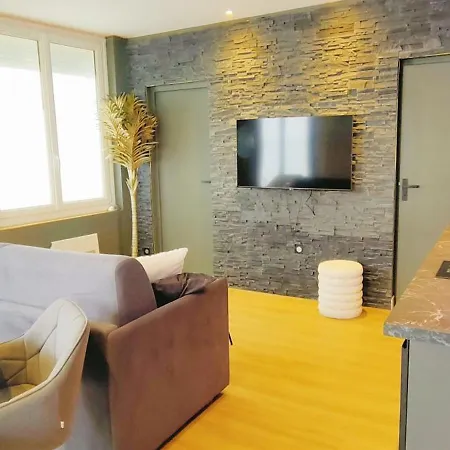 La Rotonde Du Bien Etre 150m Coeur De Apartmán *